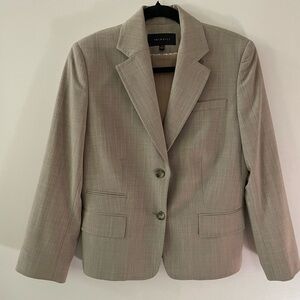 TWINHILL Classic Tan Blazer Size 4